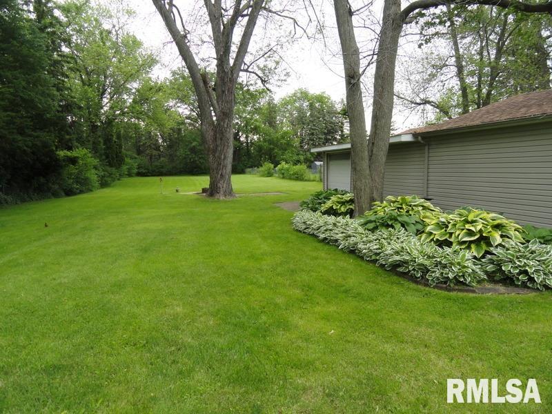 749 Hillcrest Road Milan, IL 61264 - Photo 11 of 13 Gallery Image 11