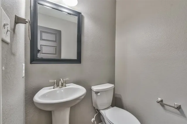 $3,300 | 13222 Edison Trace Lane, Tomball, TX 77377