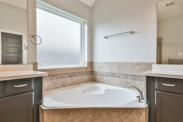 $3,300 | 13222 Edison Trace Lane, Tomball, TX 77377