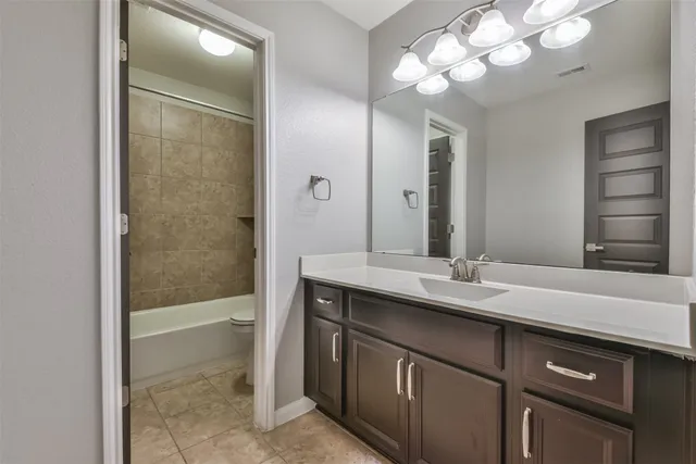 $3,300 | 13222 Edison Trace Lane, Tomball, TX 77377