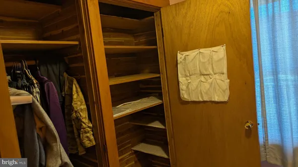 a view of walk in closet