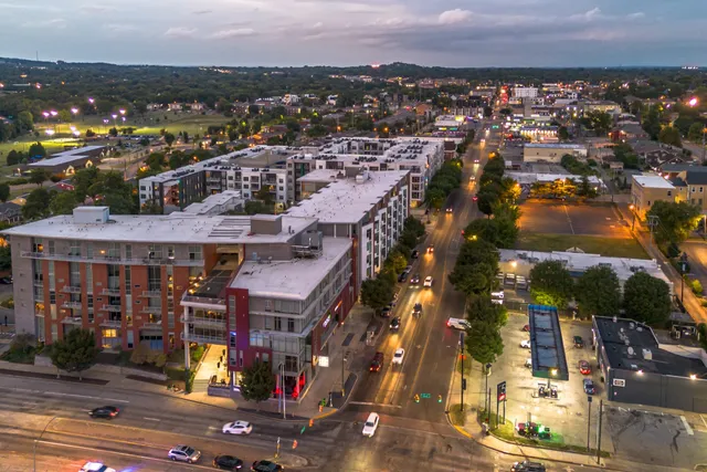 $2,100 | 2115 Yeaman Place, Unit 536, Nashville, TN 37206