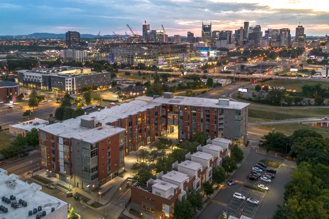 $2,100 | 2115 Yeaman Place, Unit 536, Nashville, TN 37206