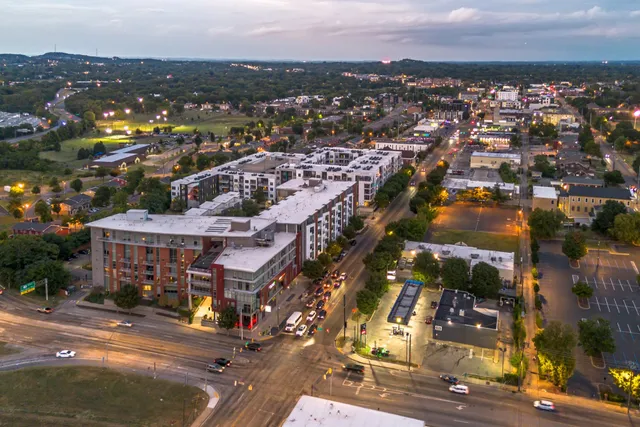 $2,100 | 2115 Yeaman Place, Unit 536, Nashville, TN 37206