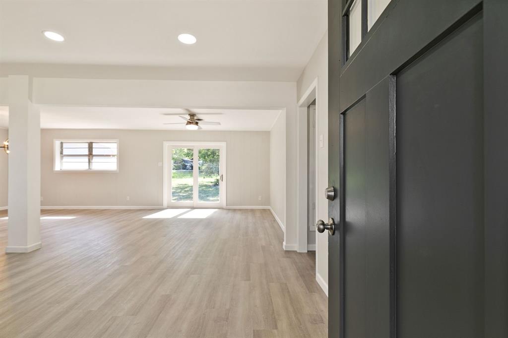 609 Farmington Road Howe, TX 75459 - Photo 4 of 27