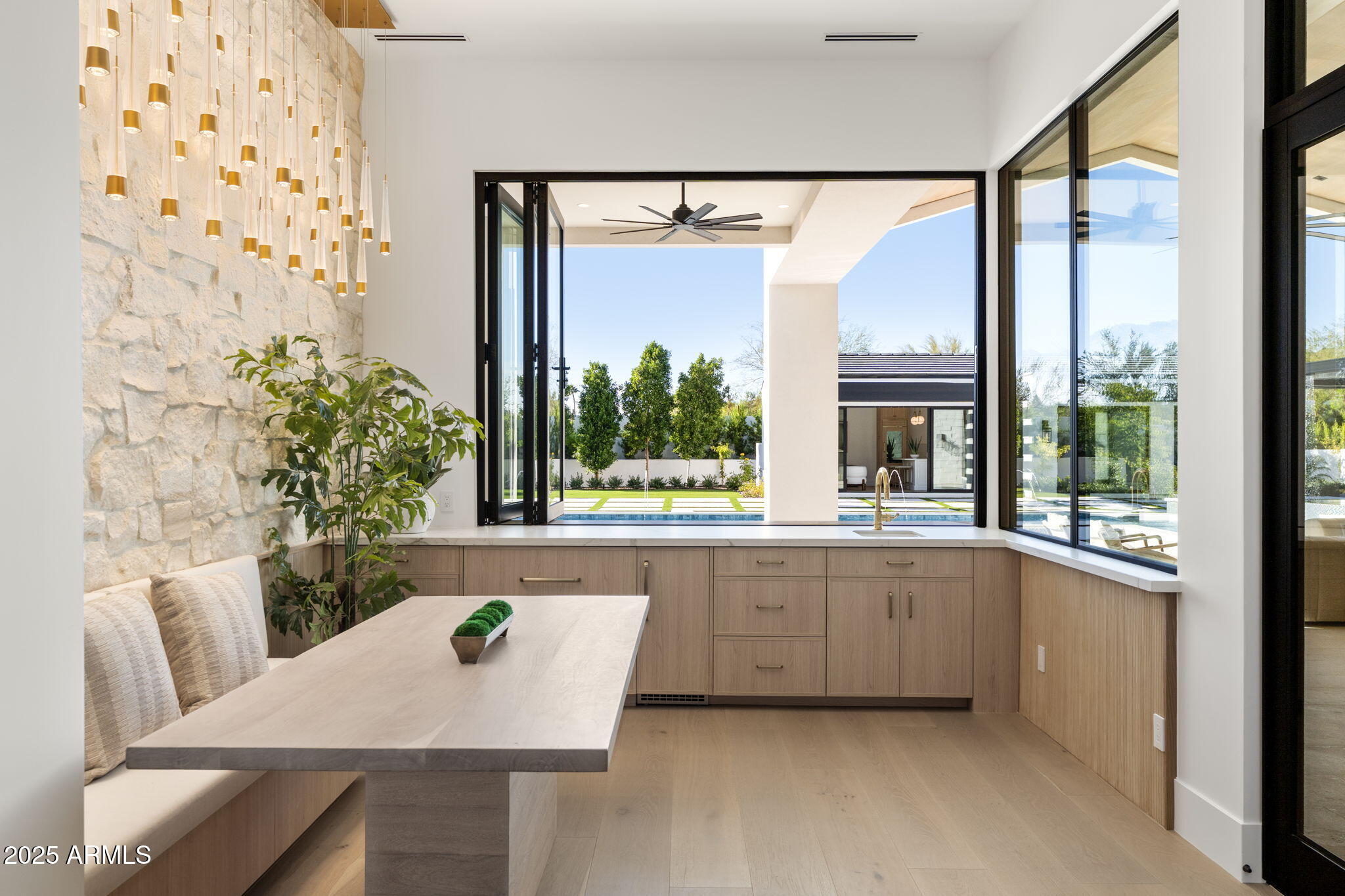 4534 East Pebble Ridge Road Paradise Valley, AZ 85253 - Photo 23 of 70 Breakfast Room