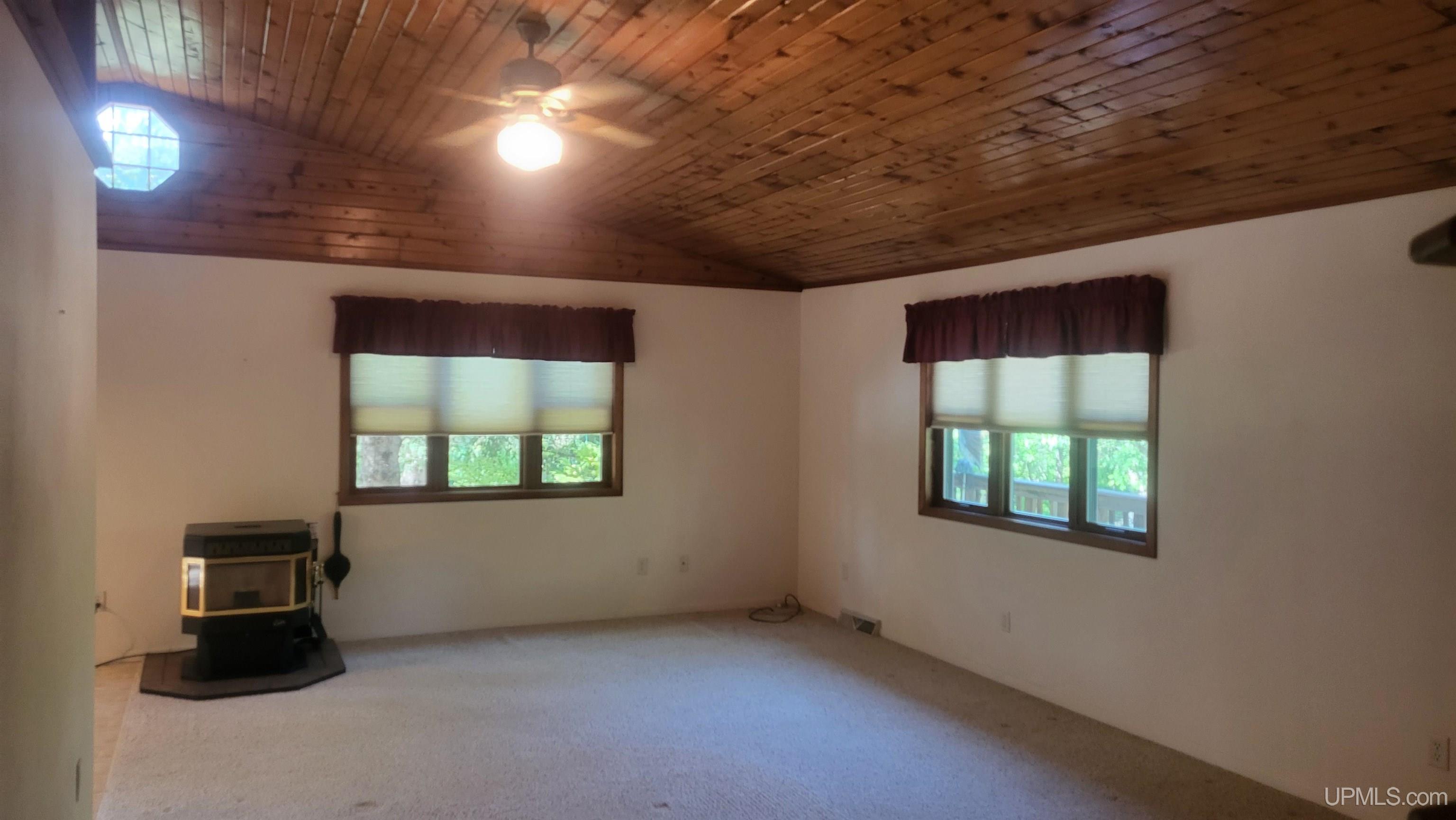 9332 Deer Lake Road Crivitz, WI 54114 - Photo 6 of 44