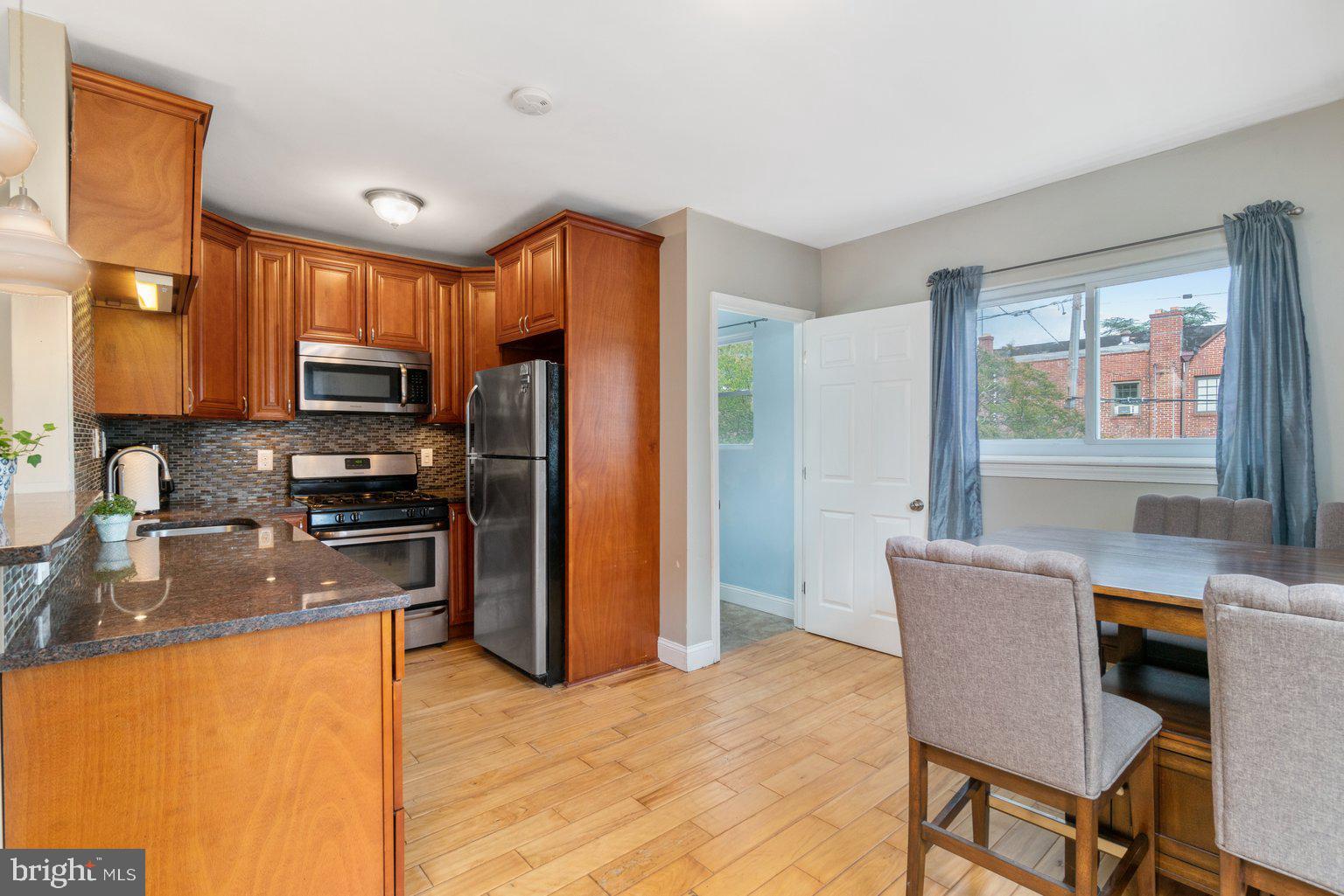 3701 Elkader Road Baltimore, MD 21218 - Photo 16 of 38