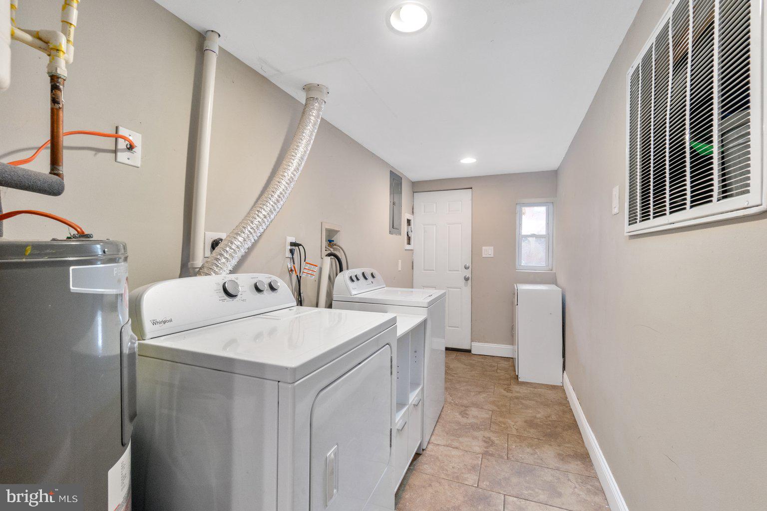 3701 Elkader Road Baltimore, MD 21218 - Photo 31 of 38