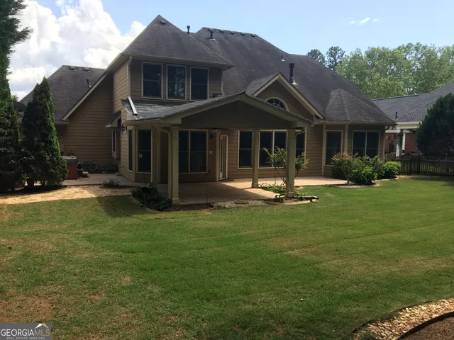 $2,095 | 206 Lake Forest Drive, Newnan, GA 30265