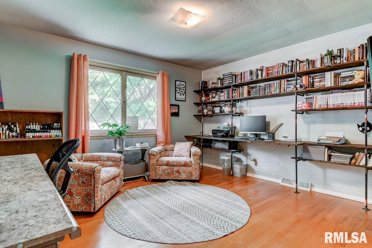 22 Lambert Lane Springfield, IL 62704 - Photo 25 of 36