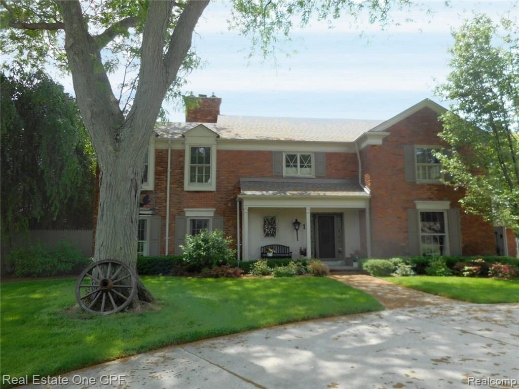 1 Hampton Road Grosse Pointe, MI 48236 - Photo 1 of 24 1 201806.jpg