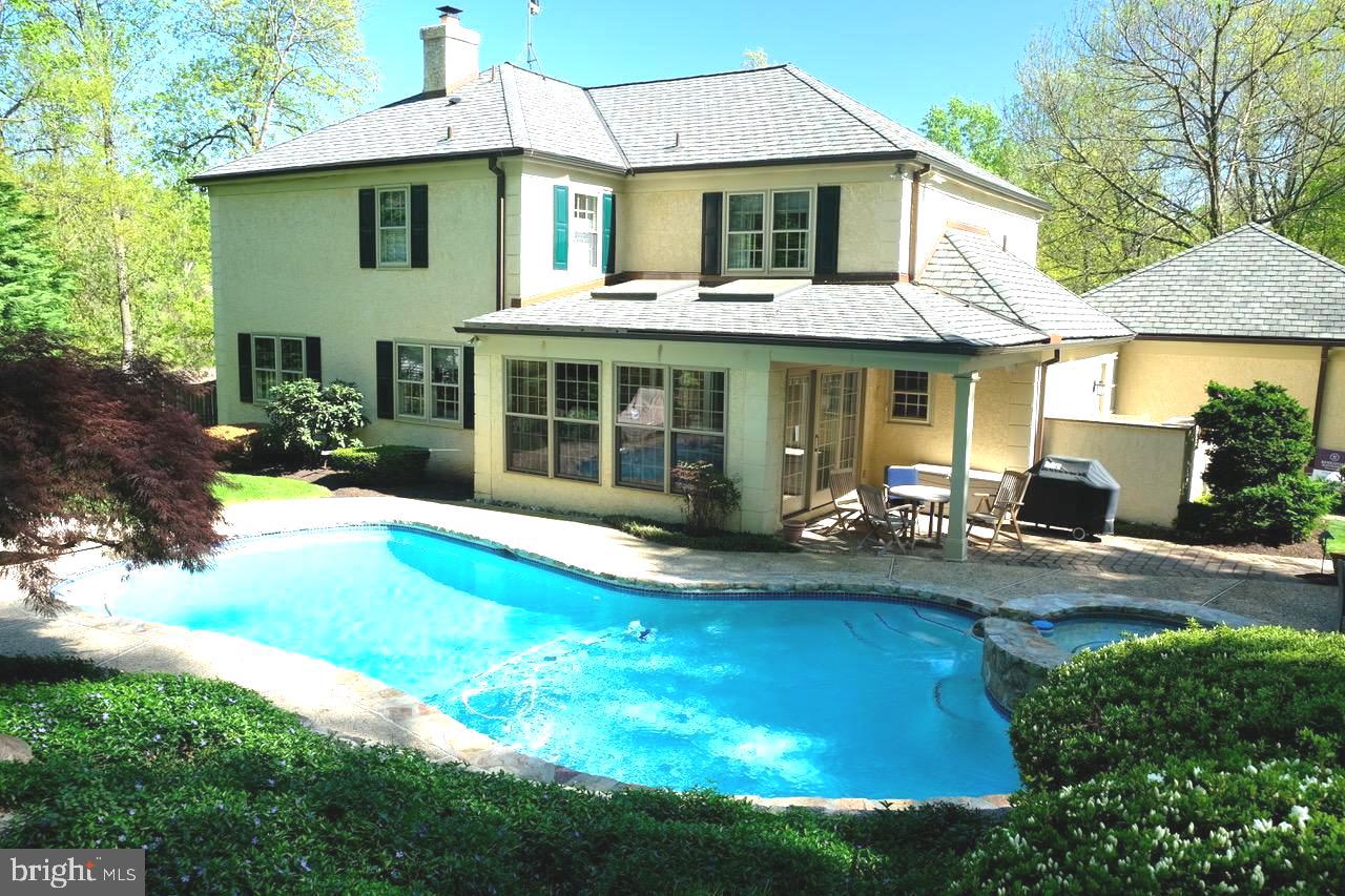 1066 Beaumont Road Berwyn, PA 19312 - Photo 2 of 40 Rear