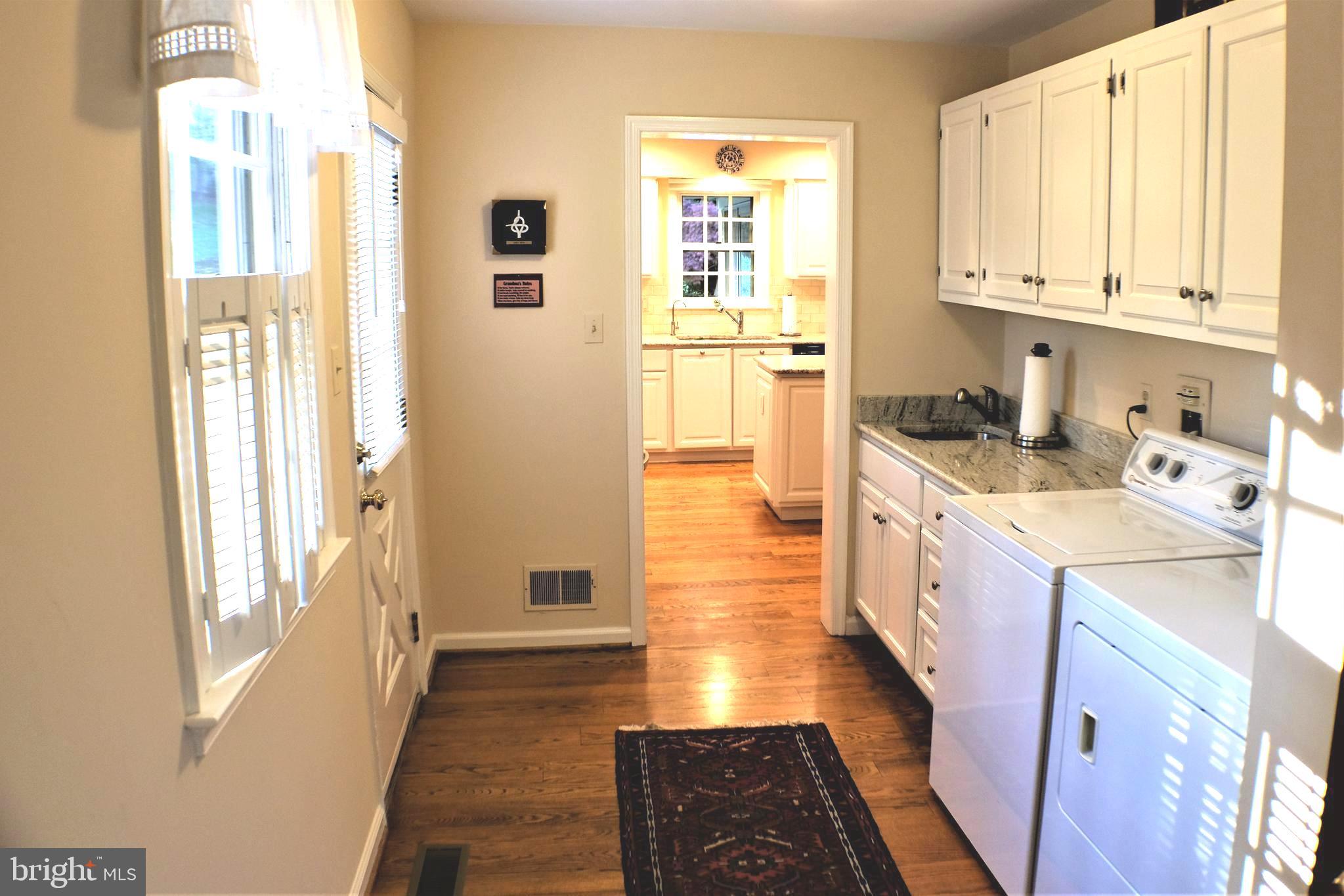 1066 Beaumont Road Berwyn, PA 19312 - Photo 37 of 40 Laundry room
