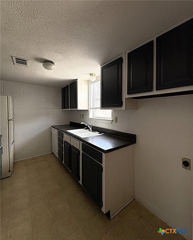 402 South 2nd Street, Unit B Copperas Cove, TX 76522 - Photo 4 of 13