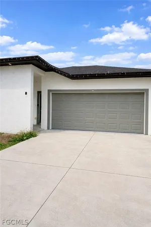 $1,700 | 5134 Bristo Street, Lehigh Acres, FL 33971