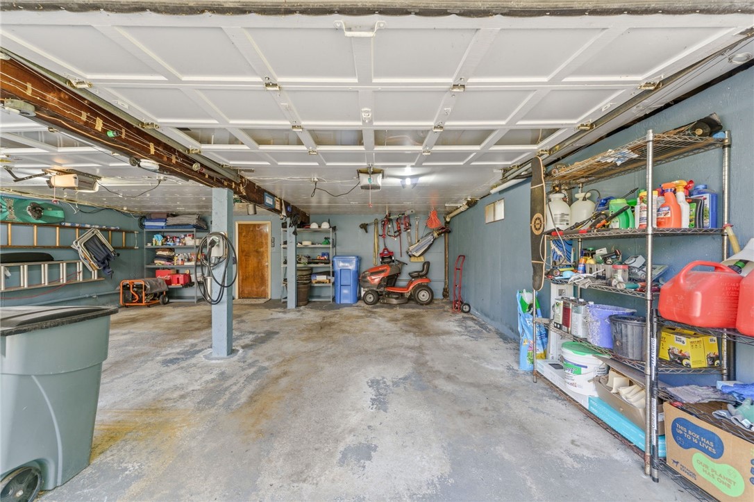 7 Meadowbrook Road Lincoln, RI 02865 - Photo 35 of 42 Gallery Image 35