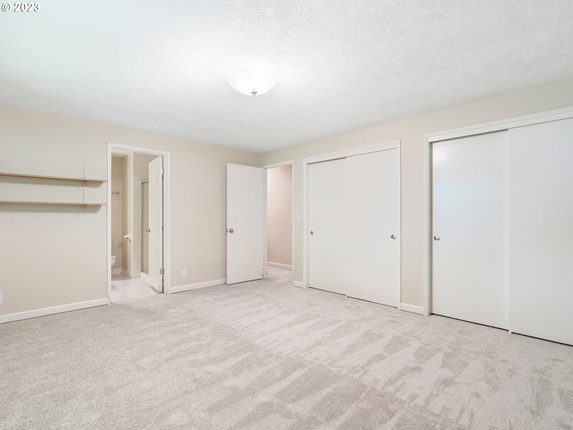 17875 Southwest Shawnee Trail Tualatin, OR 97062 - Photo 24 of 44 a view of an empty room