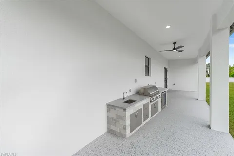 a view of a back yard of the house