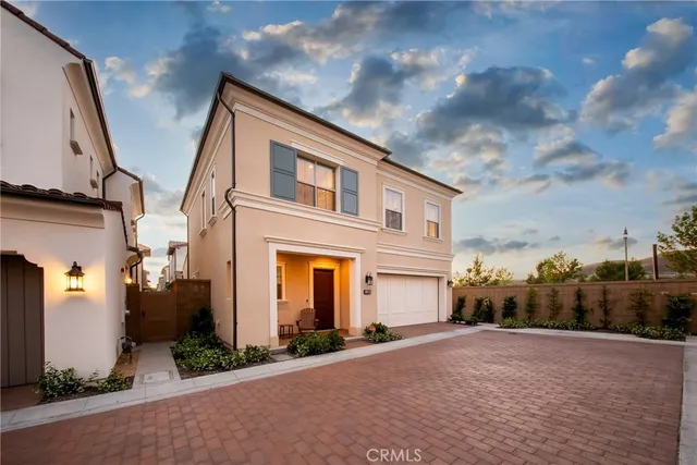 $1,938,000 | 109 Fairgreen, Irvine, CA 92618
