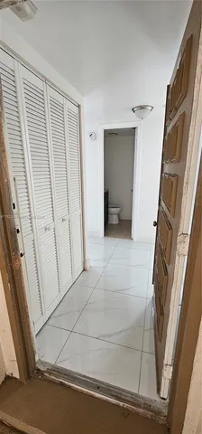 a view of empty room with window