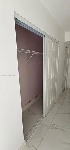 $1,800 | 7775 Southwest 86th Street, Unit F1301, Miami, FL 33143