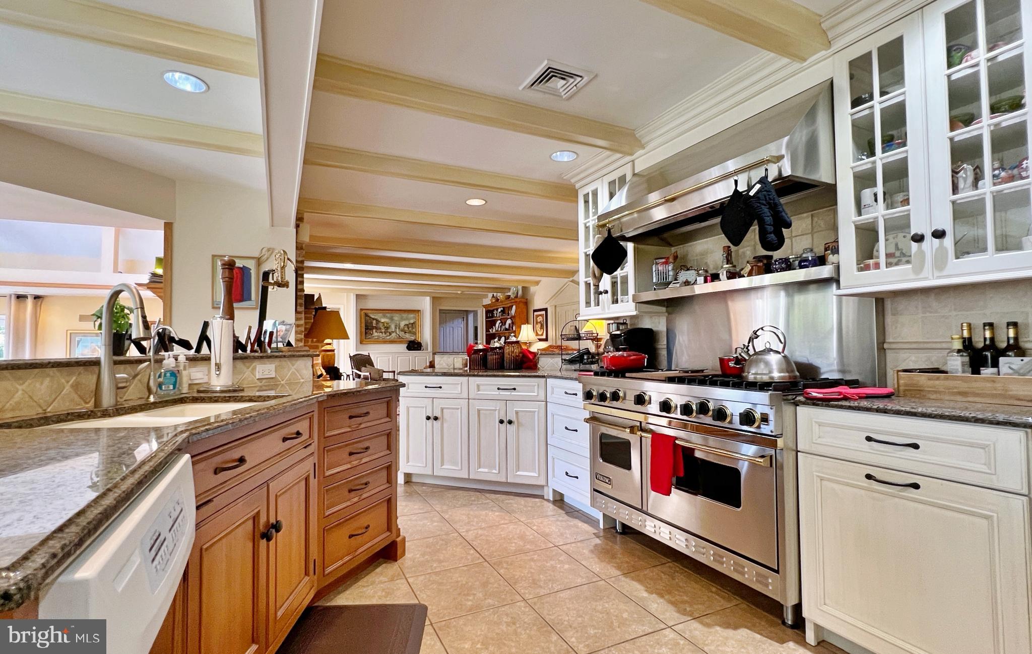 730 Willow Road Lancaster, PA 17601 - Photo 3 of 53