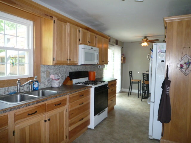 4112 Ridgeview Boulevard Vincennes, IN 47591 - Photo 4 of 12 Gallery Image 4