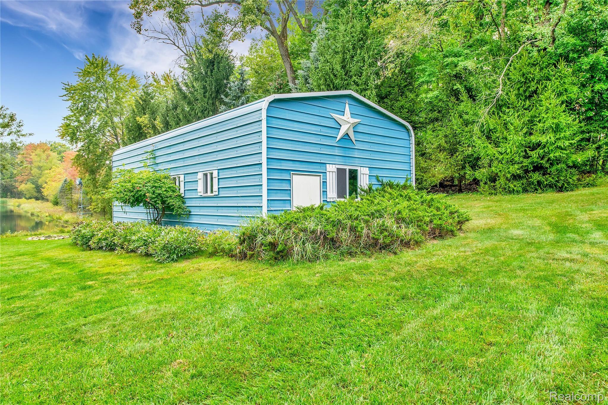 1830 Shoup Road Leonard, MI 48367 - Photo 28 of 40 1830 Leonard - HD Drone Photography-6.jpg