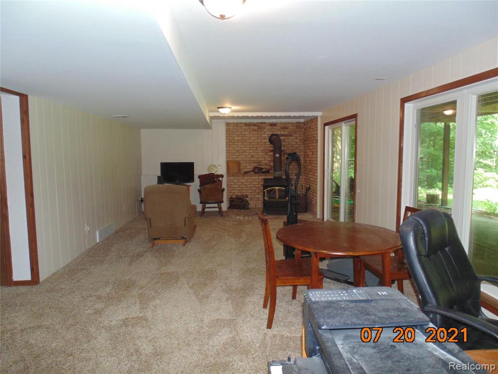 5361 East Clark Road Bath, MI 48808 - Photo 15 of 28