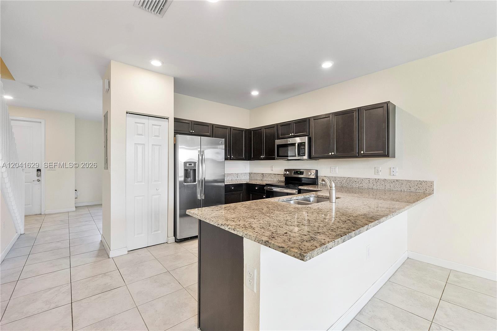11477 Southwest 248th Terrace Homestead, FL 33032 - Photo 9 of 36