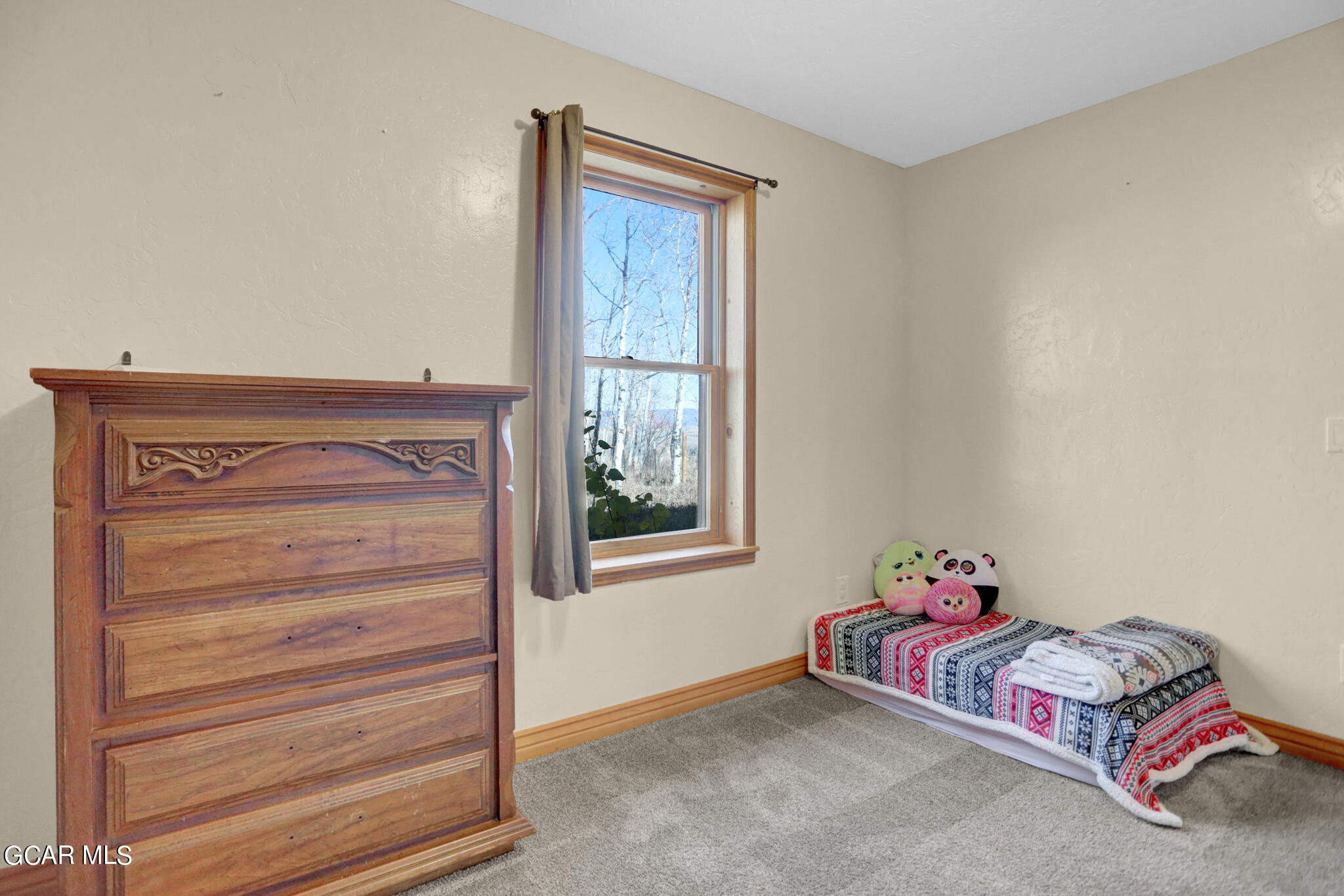 91 3rd Avenue Parshall, CO 80468 - Photo 19 of 48 a view of livingroom with toys