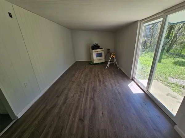 $2,000 | 6018 Beekman Road, Houston, TX 77021