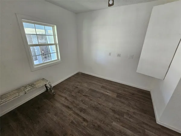 $2,000 | 6018 Beekman Road, Houston, TX 77021