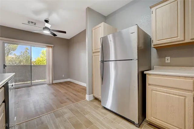 $1,600 | 855 North Stephanie Street, Unit 1724, Henderson, NV 89014