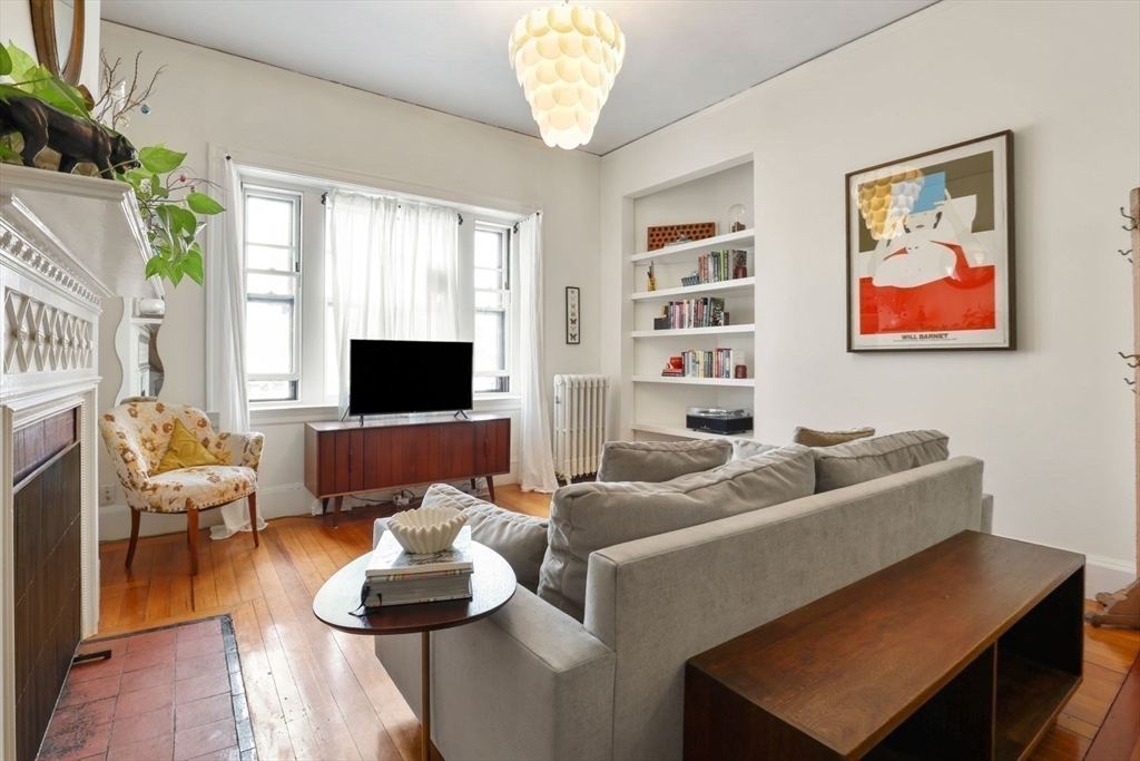 754 Centre Street, Unit 9 Boston, MA 02130 - Photo 4 of 23 Gallery Image 4