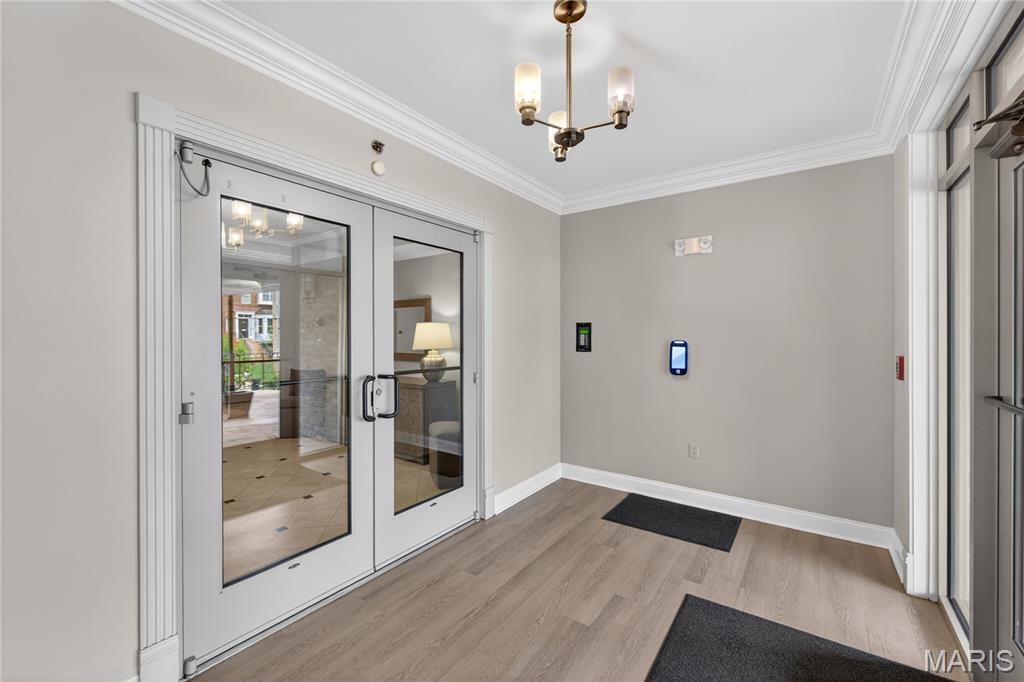 540 North And South Road, Unit 103 University City, MO 63130 - Photo 3 of 19