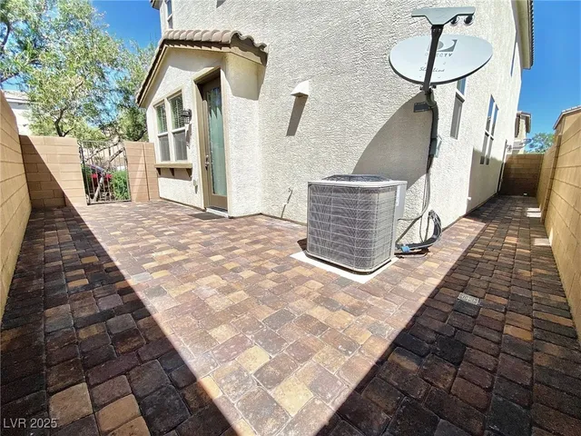 $2,175 | 9088 Mount Wilson Street, Las Vegas, NV 89113