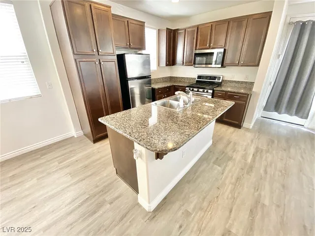 $2,175 | 9088 Mount Wilson Street, Las Vegas, NV 89113