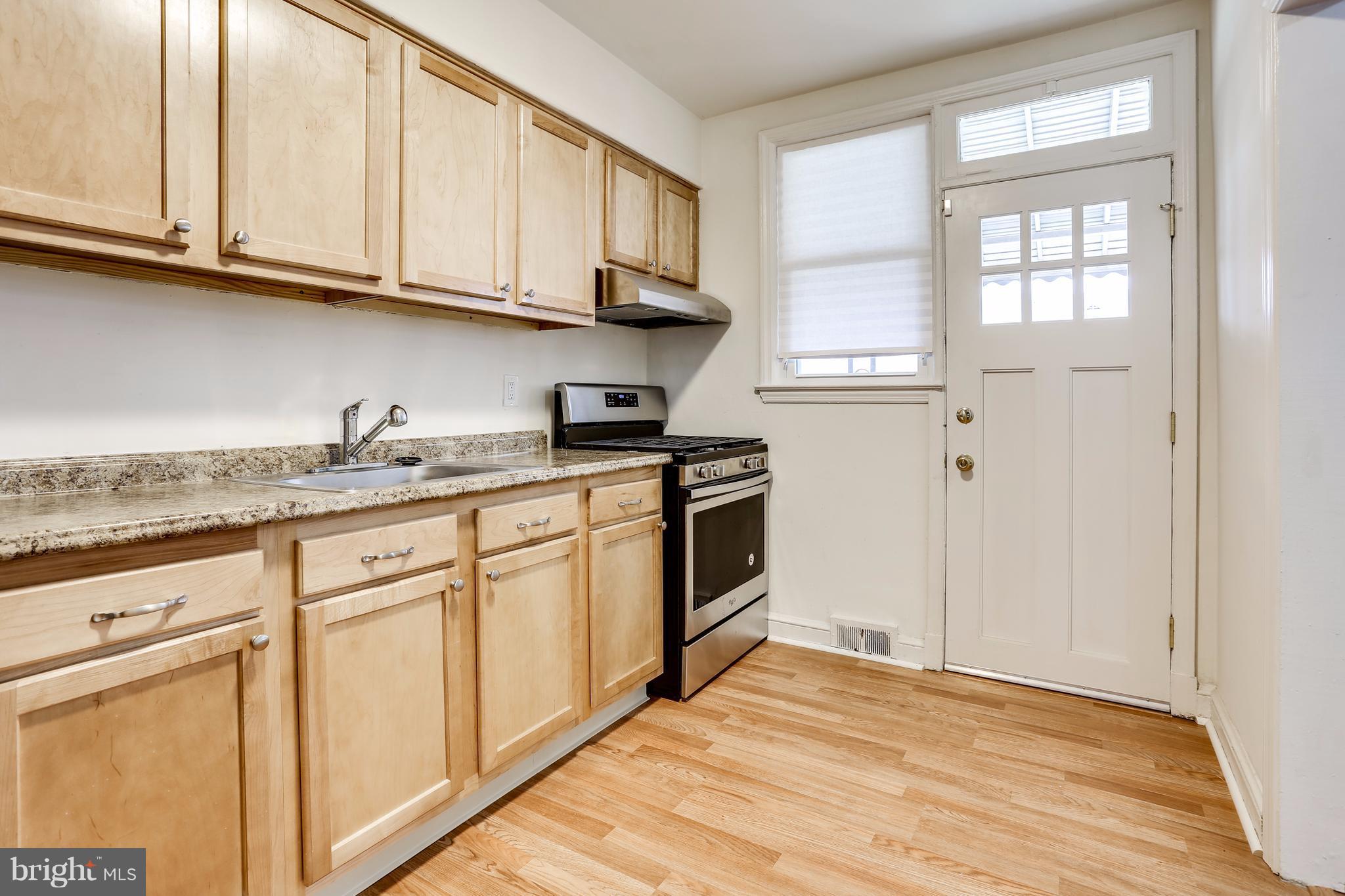 3914 Cedardale Road Baltimore, MD 21215 - Photo 12 of 28 Kitchen