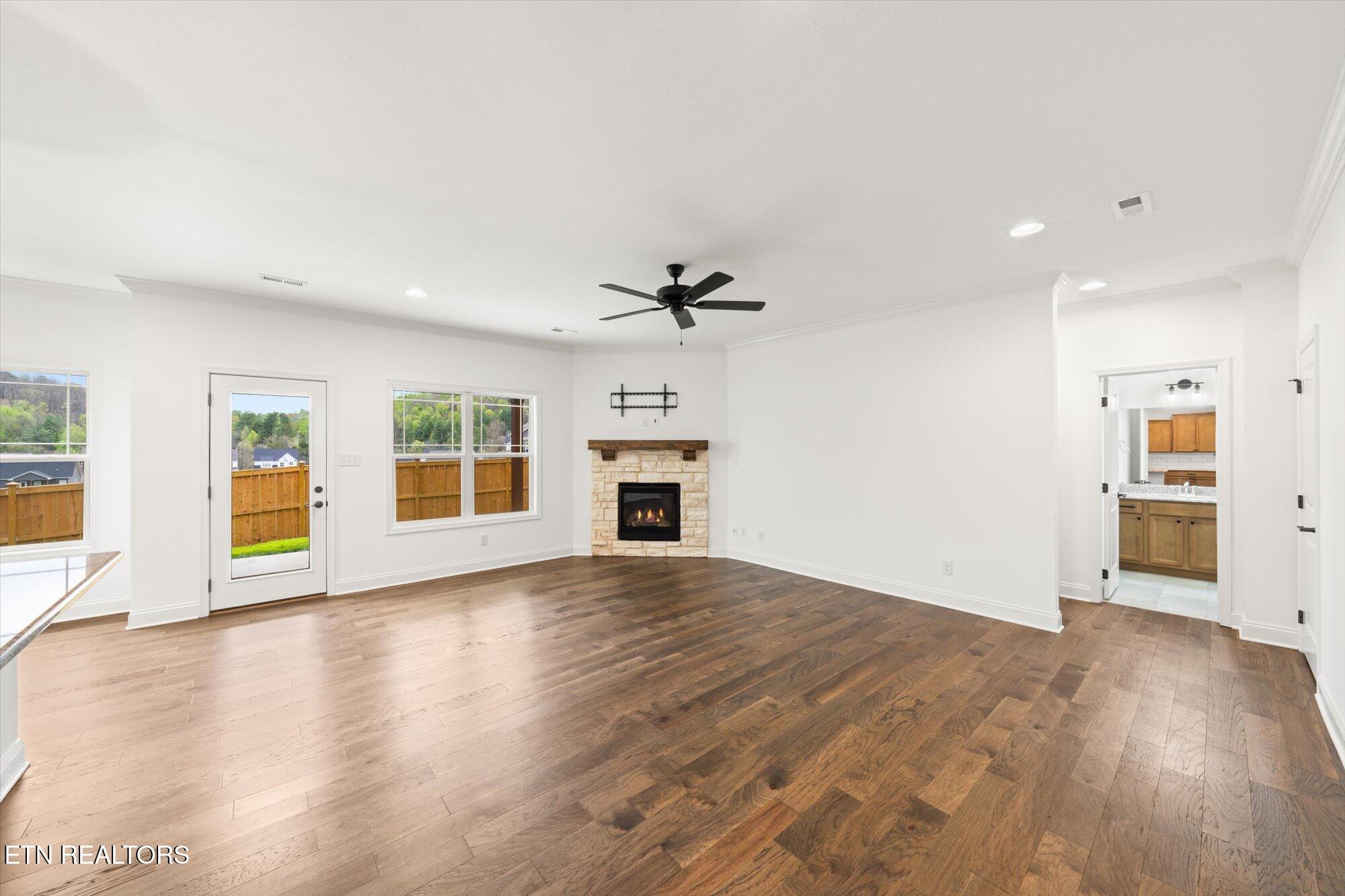 12668 Myrtle Ridge Lane Knoxville, TN 37932 - Photo 11 of 27 09-12668-Myrtle-Ridge-Ln-Knoxville-TN-9