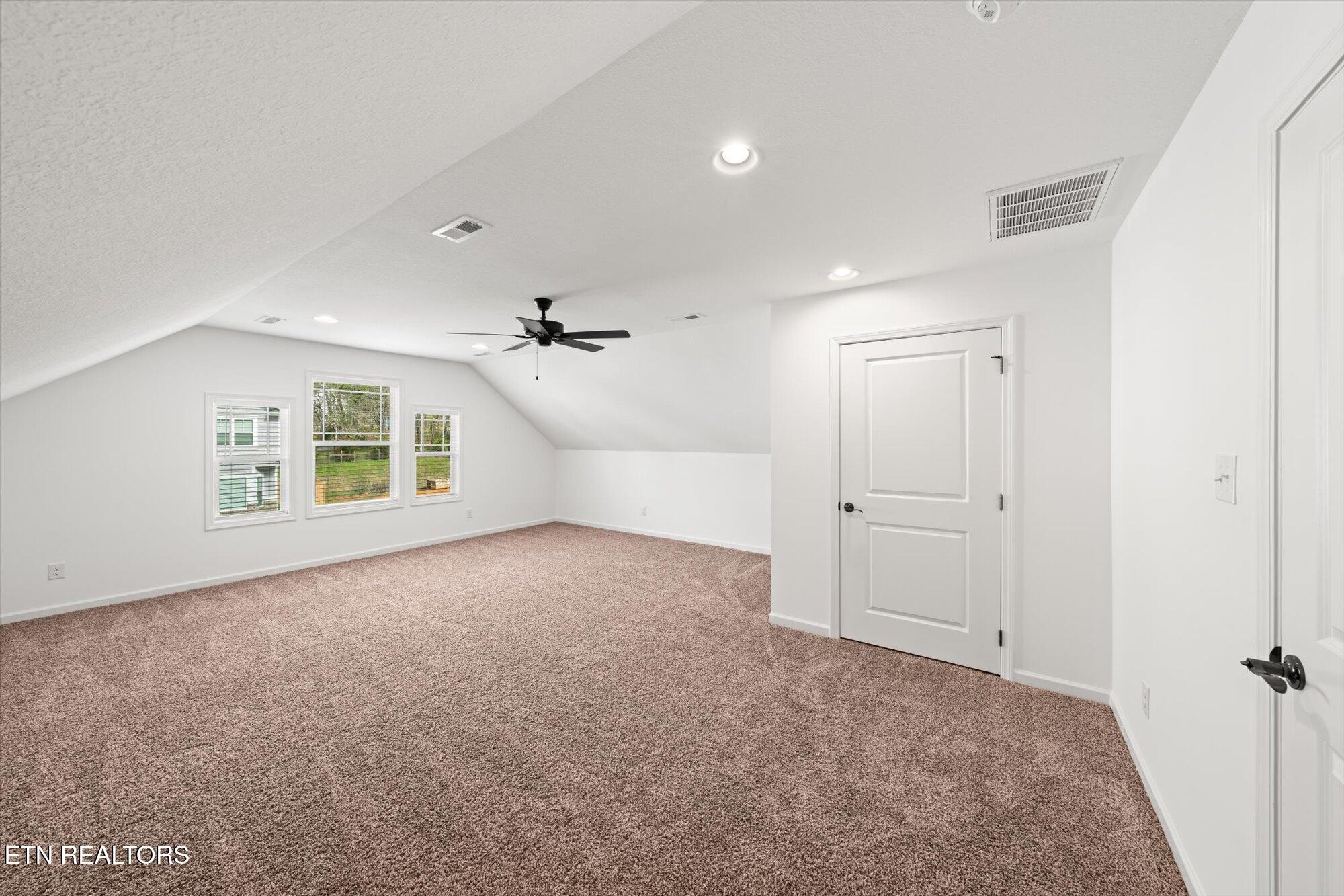 12668 Myrtle Ridge Lane Knoxville, TN 37932 - Photo 16 of 27 15-12668-Myrtle-Ridge-Ln-Knoxville-TN-15