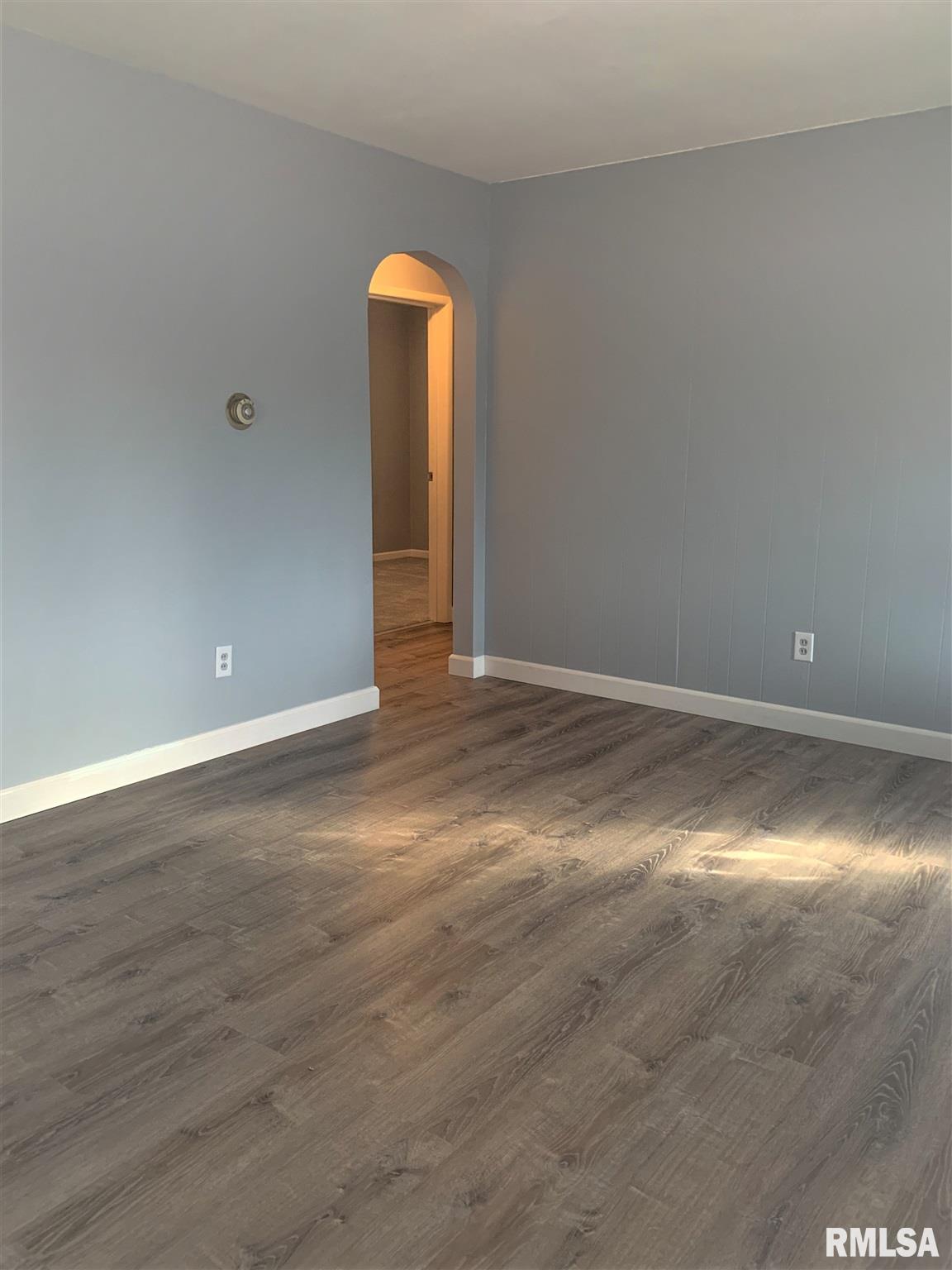 1745 East Griffiths Avenue Springfield, IL 62702 - Photo 5 of 15