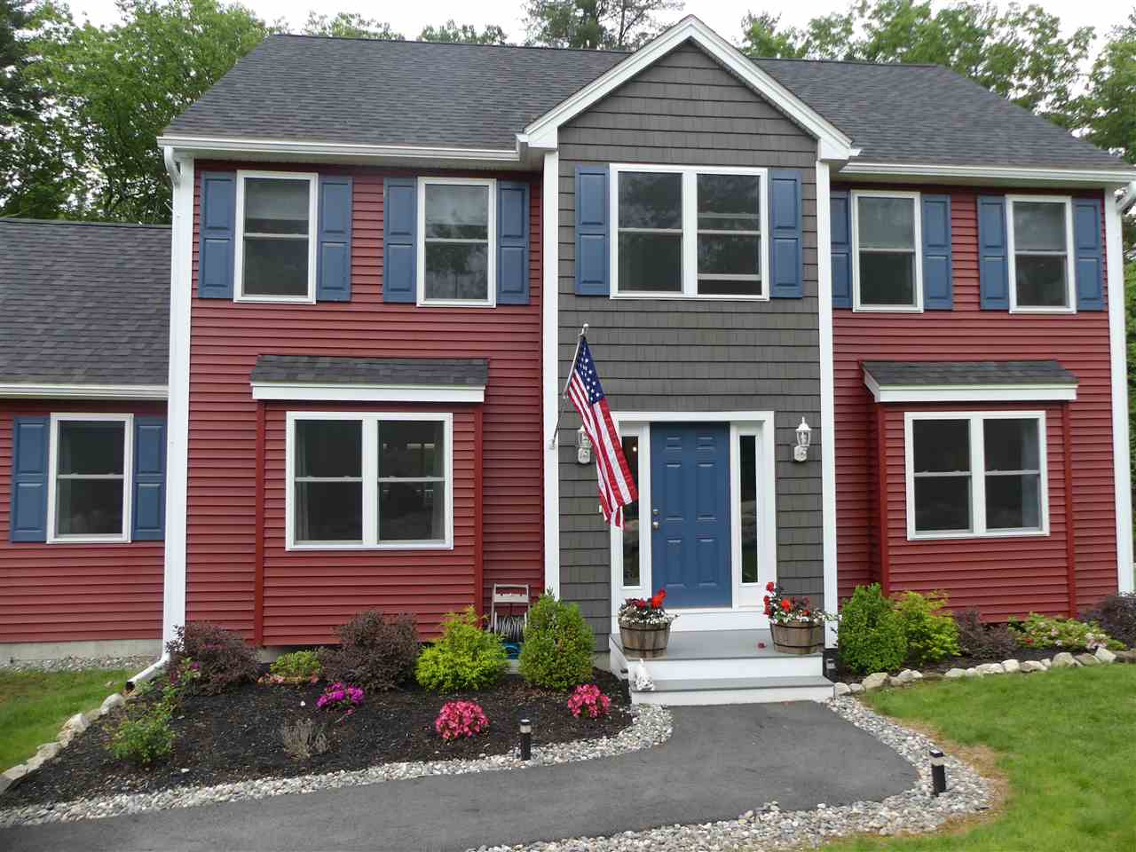 57 Sherburne Road Pelham, NH 03076 - Photo 2 of 29
