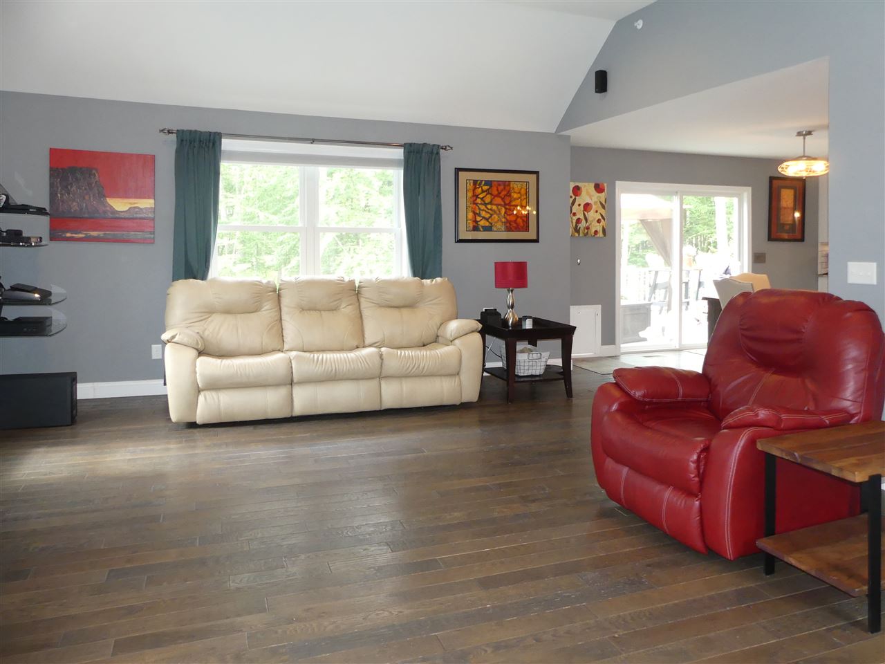 57 Sherburne Road Pelham, NH 03076 - Photo 13 of 29