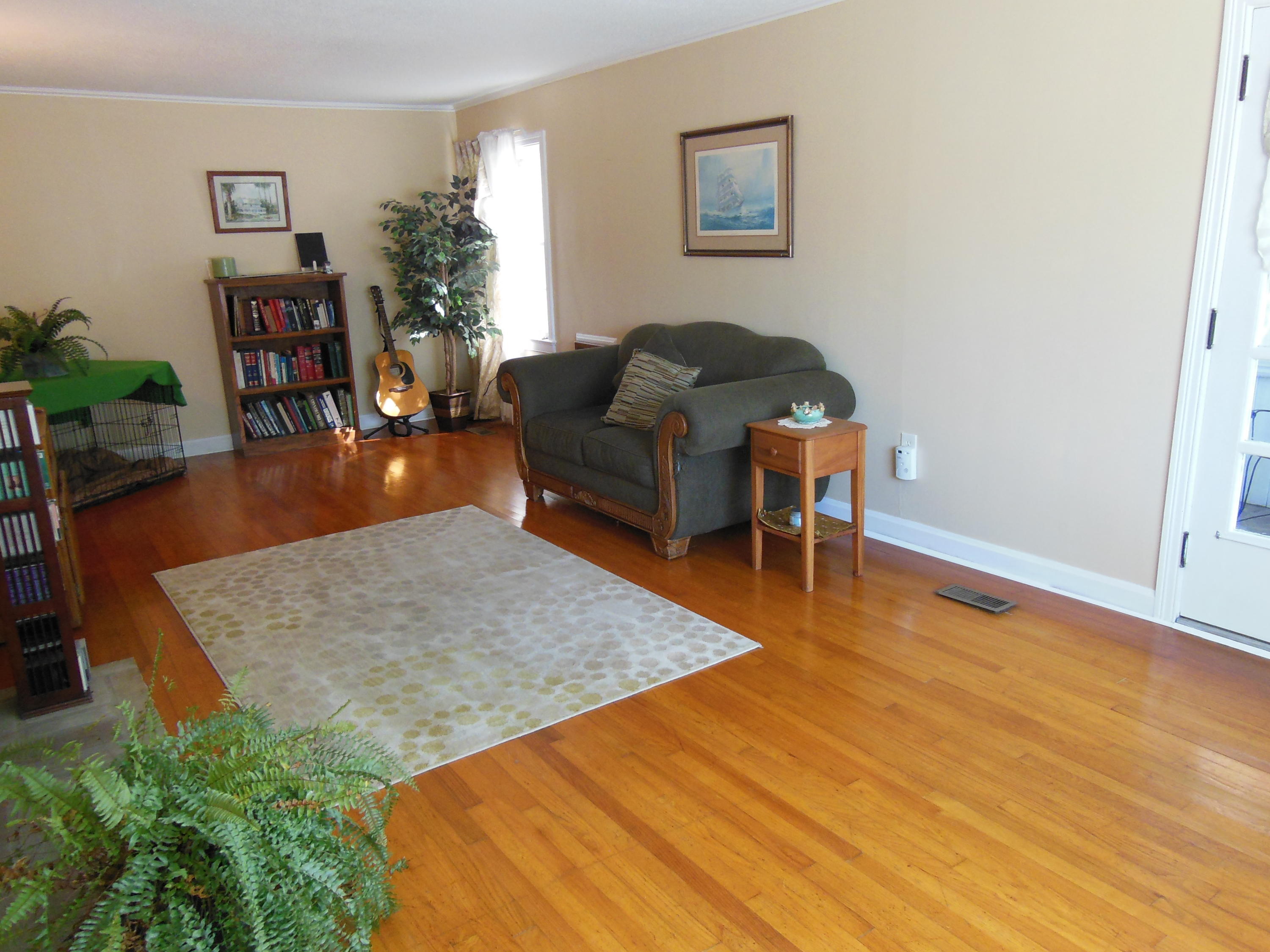 304 Cherry Street Sevierville, TN 37862 - Photo 2 of 38 025