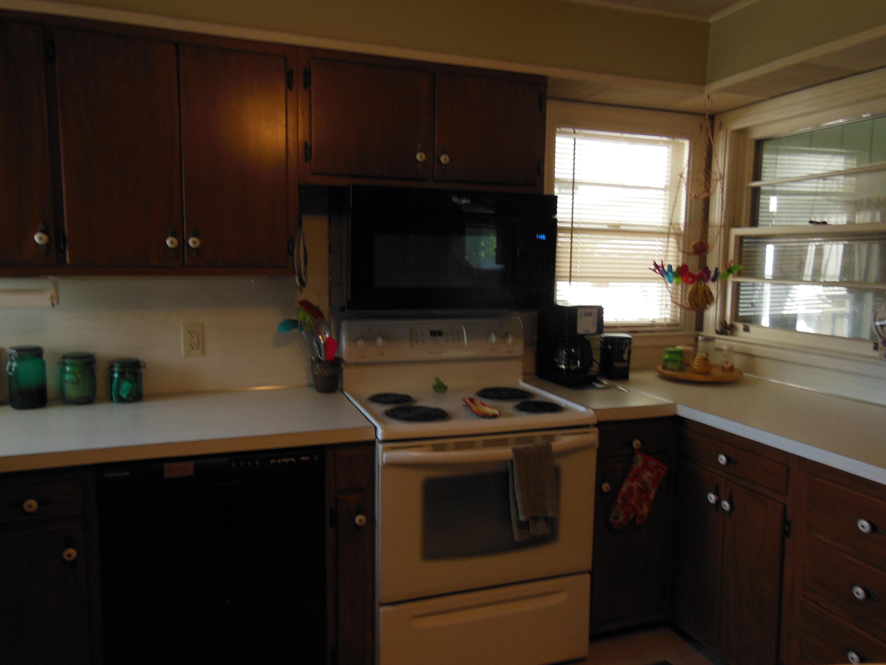 304 Cherry Street Sevierville, TN 37862 - Photo 11 of 38 039