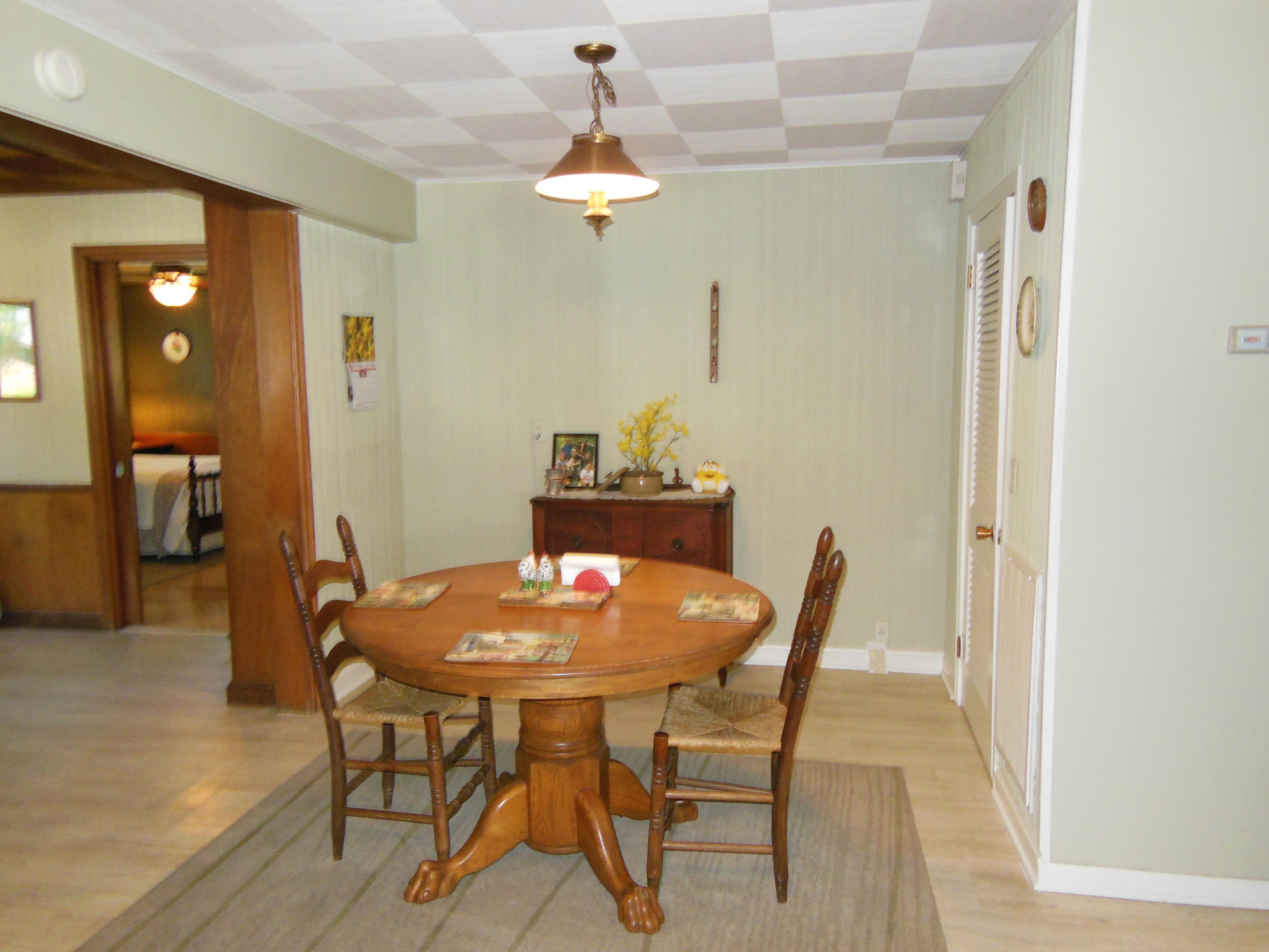 304 Cherry Street Sevierville, TN 37862 - Photo 13 of 38 041