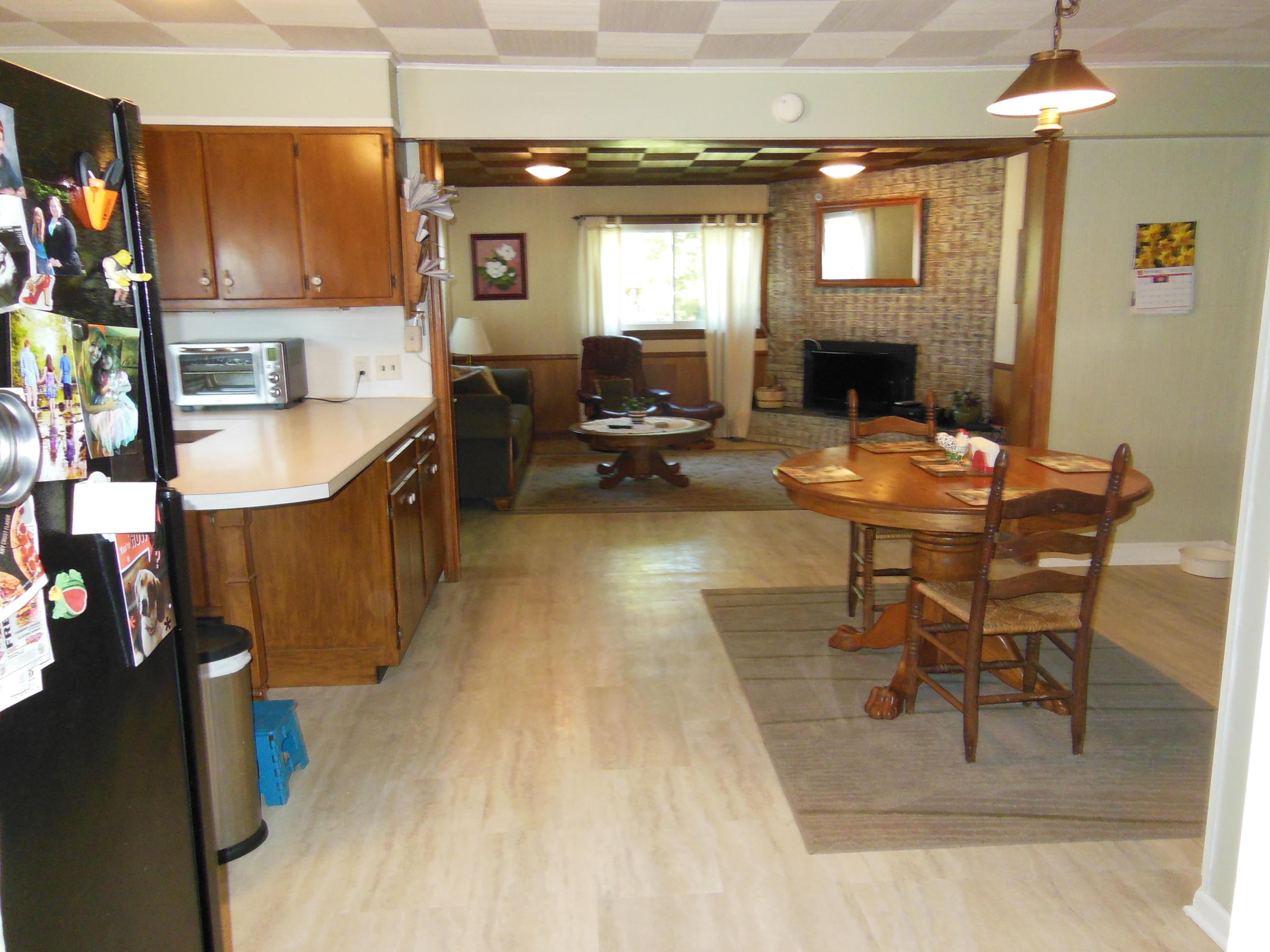 304 Cherry Street Sevierville, TN 37862 - Photo 7 of 38 035