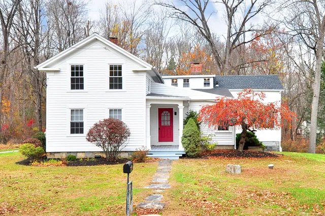 $470,000 | 31 Main Street, Litchfield, CT 06778